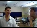 luan  gaguejando! hahaha
