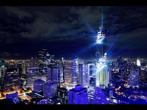 Inauguration de la tour Mahanakhon