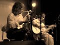 gaston avila y juan flores: charango y guitarra