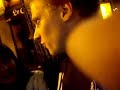Tomi lult uit z\ Tomi lult uit z\