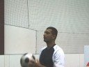 C�mo jugar f�tbol (soccer) : Control del bal�n con los hombros