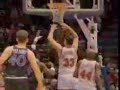 Shaq singing and dunking