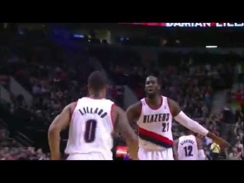 Damian Lillard dunks on the Kings twice
