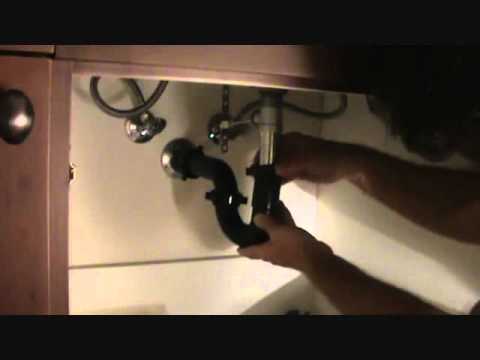 how to unclog lavatory sink