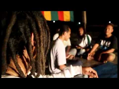 Gorby - sample video klip Gorby Reggaeman.. Prod Papua Media Visual.