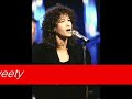 v�ronique rivi�re interpr�e son hit de 1989 : capitaine