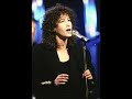 v�ronique rivi�re interpr�e son hit de 1989 : capitaine