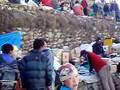 videos de 349. Bazar w Namche Bazaar. Bazaar in Namche Bazaar