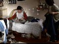 жестко http://www.youtube.com/watch?v=SCWbsR_umFA&feature=player_embedded  http://www.youtube.com/watch?v=bYO9PtyCbAE&feature=player_embedded )))