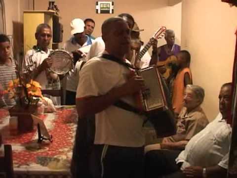 Folia de reis em Minas Gerais - Inhaí, Diamantina, Minas Gerais (MG), Brasil Num pequeno povoado das Minas Gerais, localizado ao norte da sede de Diamantina, as manifestações religiosas aco...