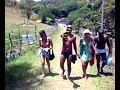 Saindo do Paraiso Tropical (obs: � � novela da globo).