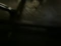 bajo la mesa piernas lindas