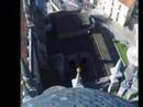 la catedral de la asunci�n de coria es un templo de los siglos xvi y xviii que reemplaz� a otra iglesia anterior del que s�lo queda su claustro del siglo xiv.

tiene este primitivo claustro plenog�tico vanos de arco apuntado, cuyas jambas presentaban haces de columnitas, siendo los nervios de la b�veda son de crucer�a.

la iglesia actual, es sin embargo un magn�fico templo que entronca el g�tico final y el renacimiento, con a�adidos barrocos, que se inicia en 1498 en tiempos del obispo pedro xim�nez de pr�xamo como iglesia de una amplia y solitaria nave cubierta por crucer�a estrellada compleja t�pica del g�tico decadente del siglo xvi.

la catedral de coria tiene dos portadas. la del muro septentrional es tardog�tica, con arquivoltas agudas flanqueadas por pin�culos flam�geros y es obra de mart�n de sol�rzano.

la puerta del perd�n (meridional) es plateresca. tiene dos entradas con arco carpanel enmarcadas por columnas renacentistas y por encima hay sendos frontones triangulares con relieves de la anunciaci�n y el nacimiento, la adoraci�n de los pastores, la epifan�a, san pedro y san pablo etc. por encima de la puerta se superpone un ventanal de arco apuntado pero estructura y decoraci�n renacentista. el autor de esta fachada fue pedro de ybarra.

la torre es barroca de gran anchura en relaci�n a su altura, por lo que parece algo rechoncha. fue dise�ada por manuel de larra y churriguera.
fotograf�a de vicente luengo pascual.