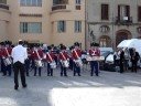 Besal�, Visita de musics de Dinamarca