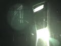西武池袋線衝突脱線事故の後、撤去のために後続列車が押している様子