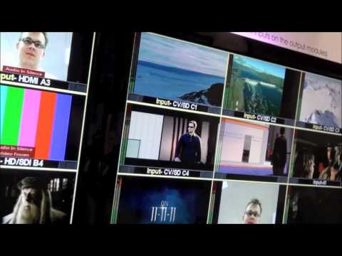 how to control svg size