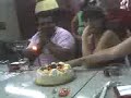 soplando la veliita jaja