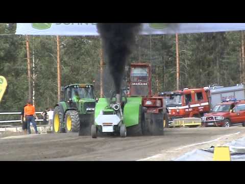 Tractorpulling - Kooste Nurmeksessa ajetusta kauden viidennestä tractor pullingin SM-osakilpailusta.
