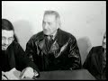 Padre Pio nel suo quotidiano Padre Pio nel suo quotidiano
