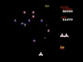 un pti peut de galaga sur nes:galaga est un jeu vid�o de type shoot them up d�velopp� par namco et commercialis� sur borne d'arcade en 1981. il s'agit de la suite de galaxian. galaga est le premier jeu d'arcade permettant � un seul joueur de jouer avec deux vaisseaux simultan�ment. c'est aussi le premier jeu d'arcade � comporter des � niveaux bonus � (appel�s � challenging stages �) entre les niveaux. syst�me de jeu: le joueur pilote un vaisseau spatial qui peut seulement se d�placer de gauche � droite au bas de l'�cran et qui ne dispose que d'un tir simple. les vaisseaux ennemis tentent de bombarder le joueur. comme dans galaxian (�galement un jeu de namco), des vaisseaux peuvent descendre vers le joueur et tenter de le tuer par collision ou bombardement. certains vaisseaux (� vaisseau-m�re � ou � boss galaga �) ont la possibilit� de s'approcher du vaisseau du joueur et de le capturer. un des atouts majeurs de galaga par rapport � ses pr�d�cesseurs est la possibilit� pour un seul joueur de jouer avec deux vaisseaux simultan�ment. pour ce faire, le joueur doit r�aliser la man?uvre suivante : se faire capturer par un vaisseau-m�re une partie de galaga. laisser le vaisseau-m�re rejoindre sa place en haut de l'�cran patienter jusqu'� ce que le vaisseau-m�re, accompagn� du vaisseau captur�, attaque � nouveau tirer sur le vaisseau-m�re et le d�truire (en prenant soin de ne pas toucher le vaisseau captur�) le vaisseau captur� se place � c�t� du premier vaisseau du joueur apr�s  ... 