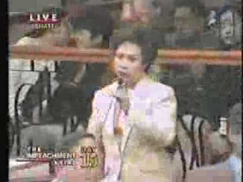 impeachment trial - Further Info: www.philippinepresidency.co.nr Paranoia hits the Court by Michelle Mella and Kathryn J. Ycasiano MAKATI, Philippines, Jan. 4, 2001 — Two side e...