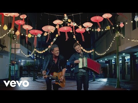 Como Le Gusta A Tú Cuerpo – Carlos Vives Ft Michel Teló