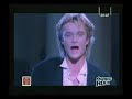 l'un des tout premiers tubes de david hallyday. que de souvenir!