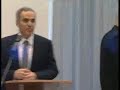 شي م طبيعي يطير داخل غرفه الاجتماعات