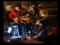 Italian:I TEX ROSES, DUO DI MUSICA COUNTRY DI ROMA, SUONANO 5 STRUMENTI IN CONTEMPORANEA, 100% DAL VIVO,SENZA ALCUN SUPPORTO DI BASI ELETTRONICHE.QUESTO VIDEO E' SUONATO DAL VIVO CON L'AGGIUNTA DEL 3° MUSICISTA CON CUI SEMPRE PIU' SPESSO SUONANO, DANILO CARTIA (BANJOMAN).DANIELE SUONA: CHITARRA ELETTRICA, BATTERIA CON I PIEDI E VOCE SOLISTA, FABIO SUONA: CHITARRA ACUSTICA E CONTROCANTIGRAZIE, DUNQUE, ANCHE AL NUOVO 