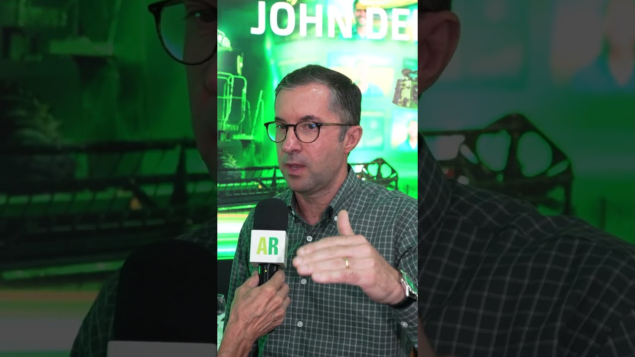 O Cristiano garante que a John Deere faz o que o produtor precisa!