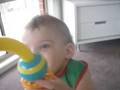 videos de Zavi showing his new teeth