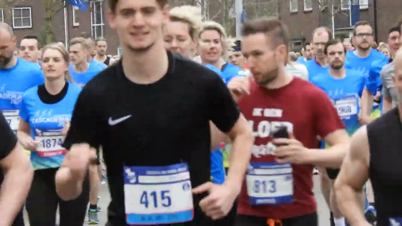 Vier duizend deelnemers op cascaderun in Hoogeveen (Video)