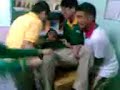 rompiendo un escritorio