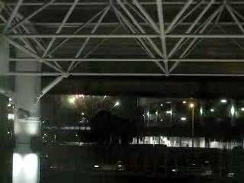 京浜急行の横浜駅から見た花火 Yokohama Fireworks