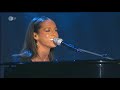 Alicia Keys - Superwoman Live in the O2 World Berlin-City at Wetten Dass Alicia Keys - Superwoman Live in the O2 World Berlin-City at Wetten Dass