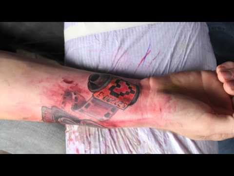 Un tatuaggio in stop motion Un tatuaggio in stop motion