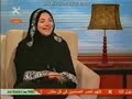 مصرية تستخدم فتحة المهبل للكتابة