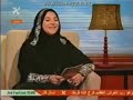 مصرية تستخدم فتحة المهبل للكتابة