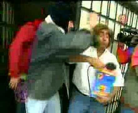 Otro Rollo - Sketch - Jabon Es...Pumita