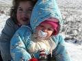 Les filles font de la luge