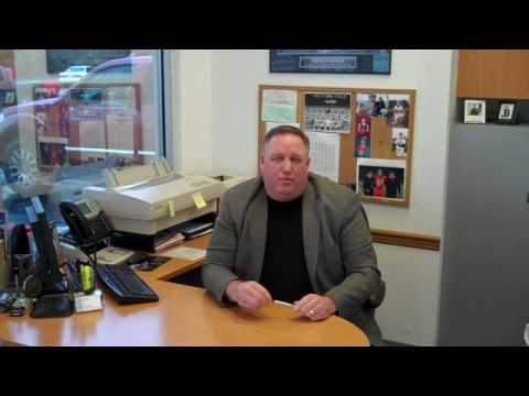 how to be a finance manager for a car dealership