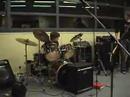 Childon en concert !!! (Chop suey + solo de batterie ;))
