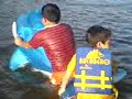 LO QUE HACE LA GENTE POR UNA COCA Y UN PAN