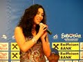 Hinds sings Fado at press conference eurovision