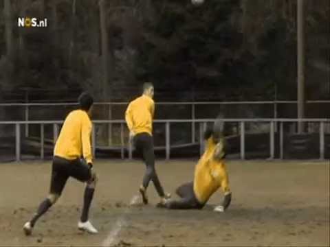 Magia de Afellay en entrenamiento