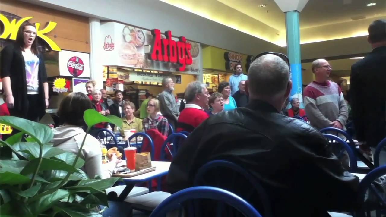 Christmas Food Court Flash Mob, Hallelujah Chorus - Must See!