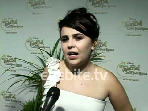 Mae Whitman