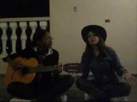 orkut - 1:00 da manhã a gente la fora cantando sertanejo uasusauhsahuashu xD Muita briza ;P.