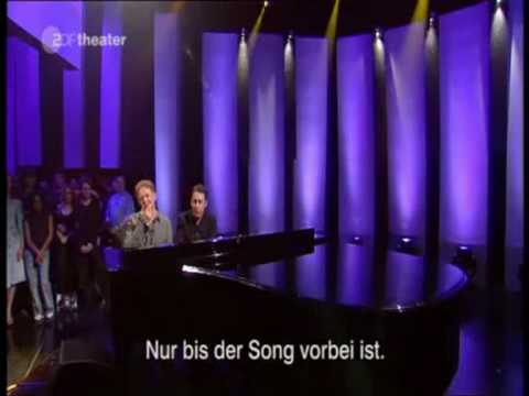 Simply Red - Interview + Positively 4th Street (live)