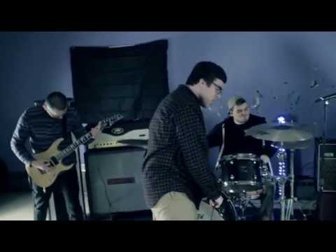 how to make my sink white again